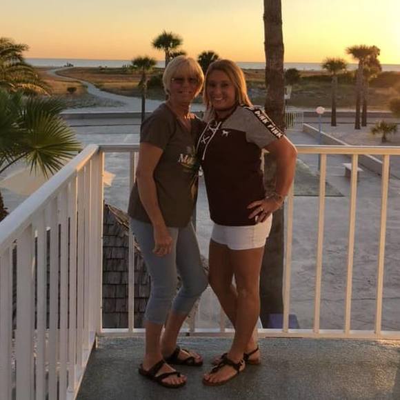 Meet your Posher, Michele - Picture 1 of 1